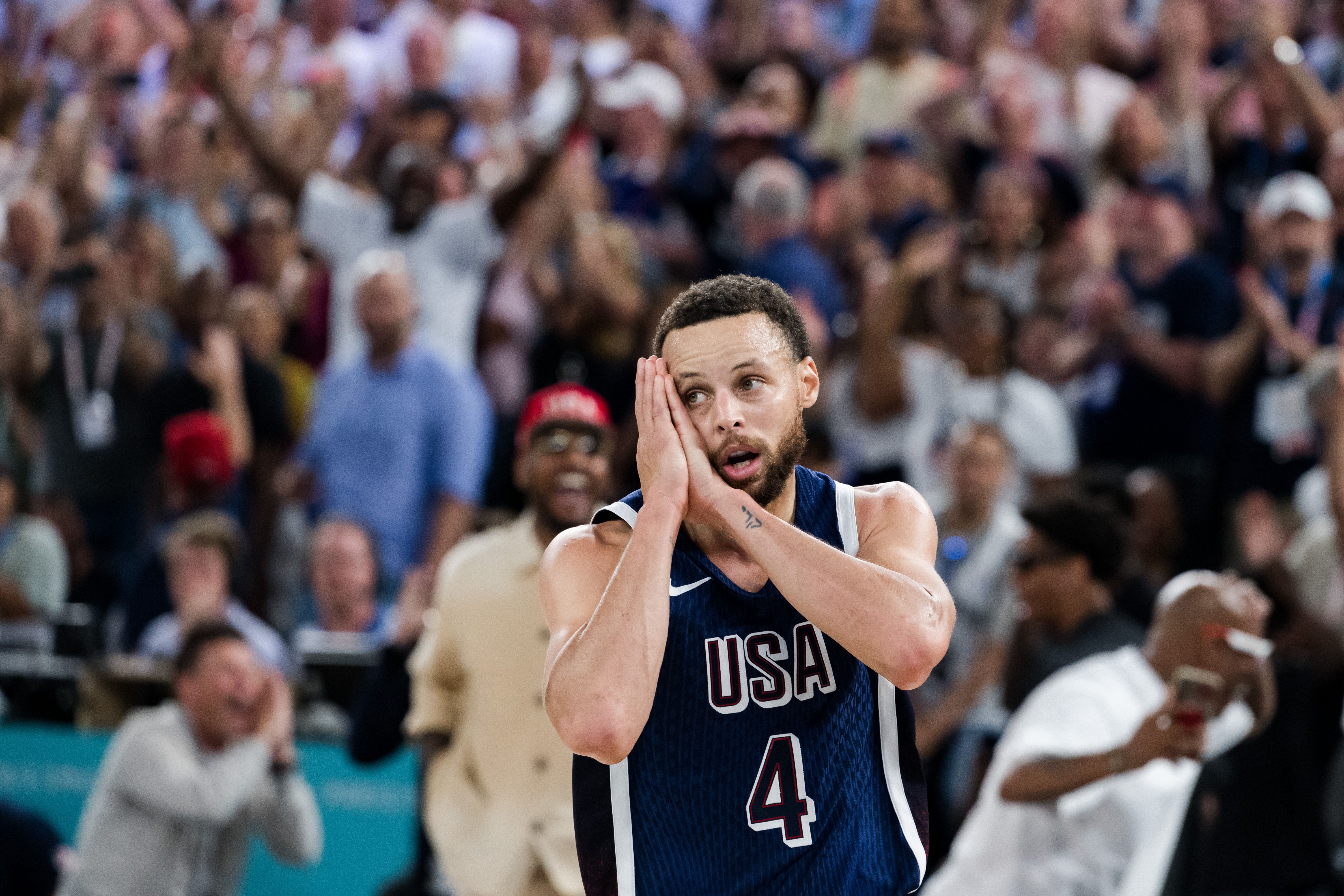 勇士官方：库里率美国男篮圆梦巴黎 获ESPY“最佳冠军表现”提名