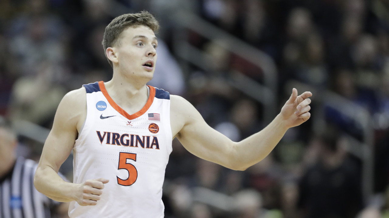 星空体育app下载-直播吧：山西男篮签下曾宣布退役的19年MOP&amp;NBA55号秀凯尔·盖伊