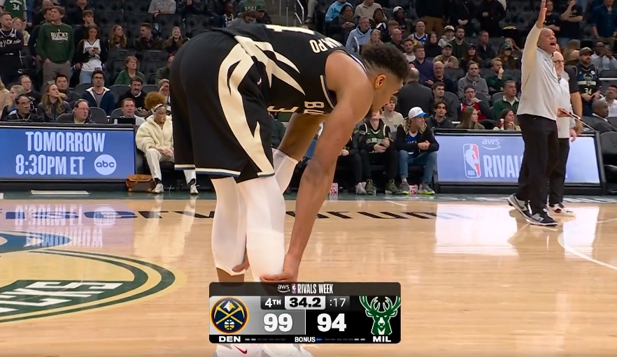 星空体育app下载-沮丧！字母哥小腿不舒服啊 走去球员通道又回了替补席！