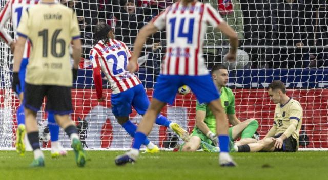 星空体育登录入口-半场0比4，巴萨为何惨败马竞？