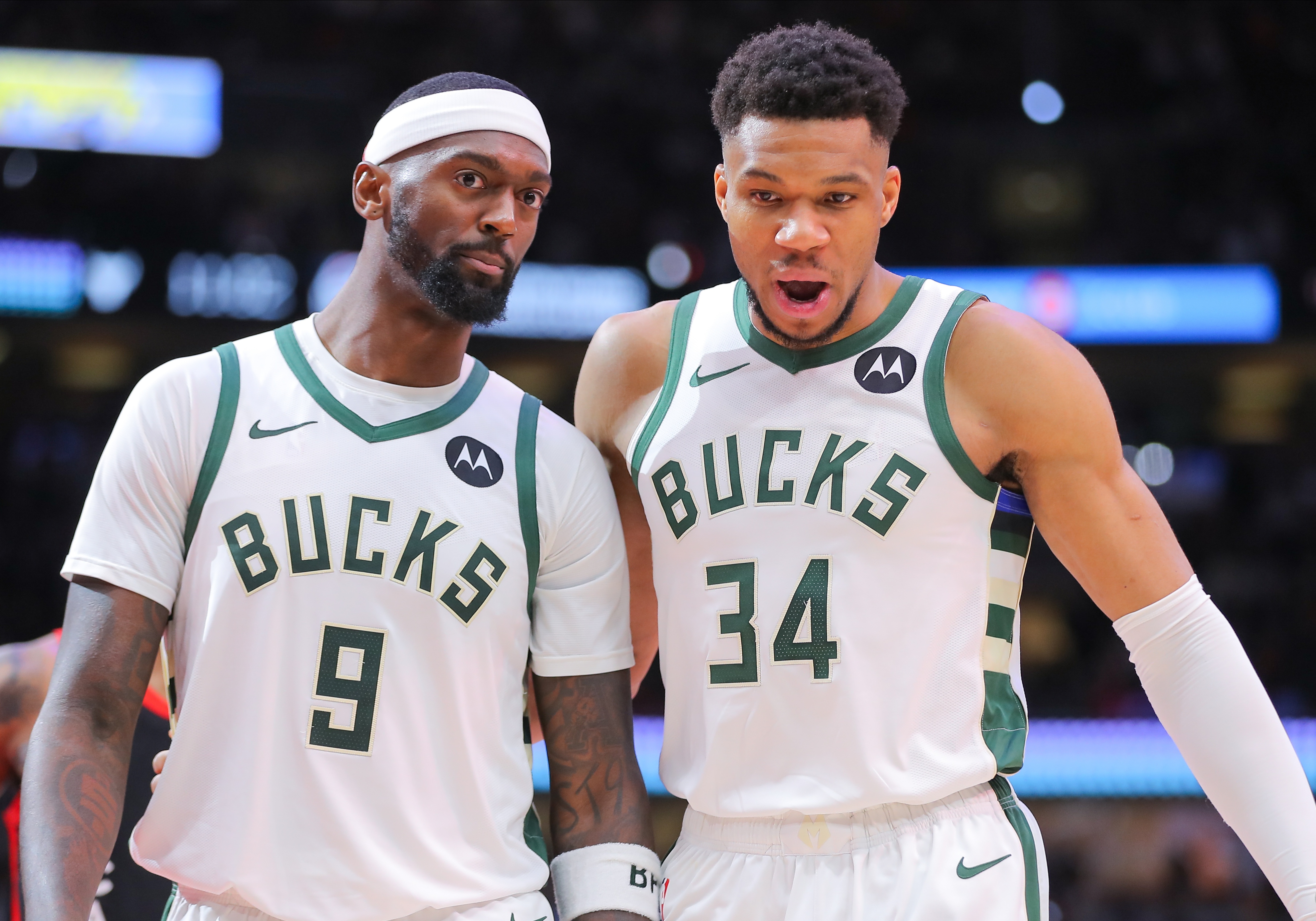 星空体育app下载-已无缘季后赛！波蒂斯：字母这赛季不会复出 你不想受伤影响身价